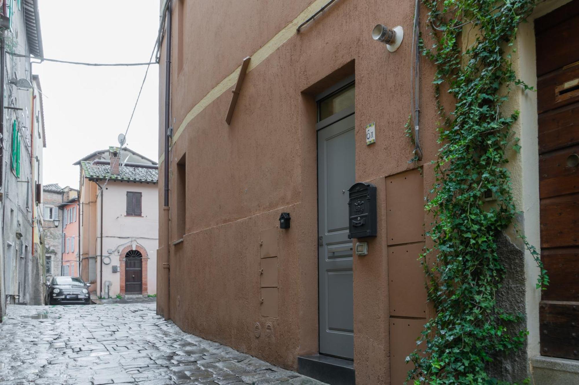 Apartment N2 - Modernita E Comfort In Centro Perugia